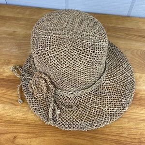 Women’s Natural Woven Straw Sun Hat Wide Brim Summer Garden Outdoor Flower